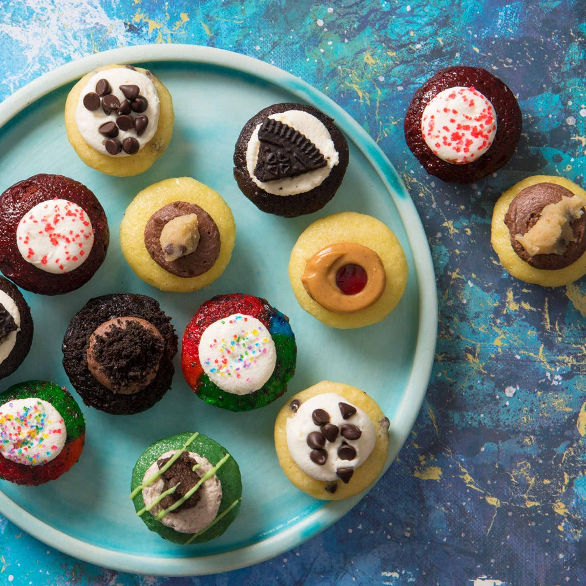 Happy Birthday Cupcakes & Card 25-Pack